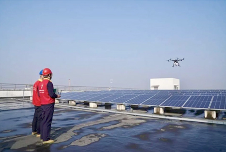 無人機清洗光伏.jpg